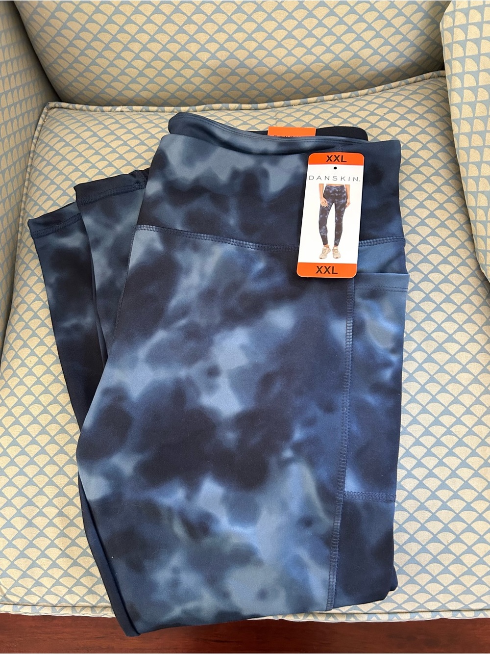 Danskin Navy Blue 7/8 Leggings